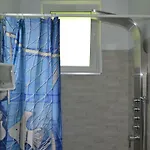 דירה Hexagon ספיטל אן דר דראו